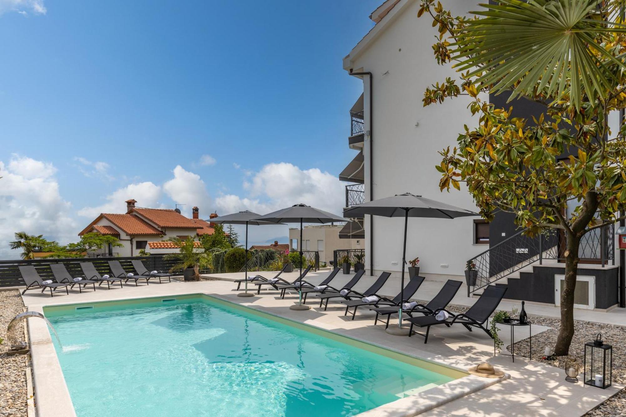 Villa Adriatic, Apartment Rebecca With Heated Swimming Pool, Sew View, Childrens Playground Ičići Esterno foto