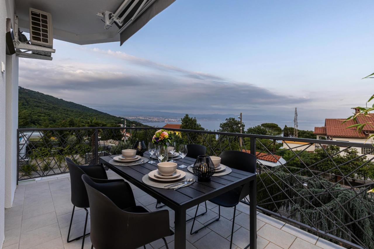 Villa Adriatic, Apartment Rebecca With Heated Swimming Pool, Sew View, Childrens Playground Ičići Esterno foto
