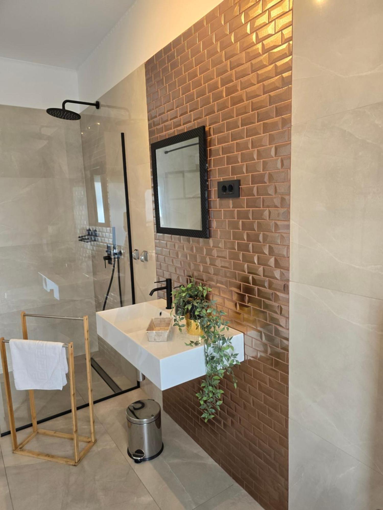 Villa Adriatic, Apartment Rebecca With Heated Swimming Pool, Sew View, Childrens Playground Ičići Esterno foto