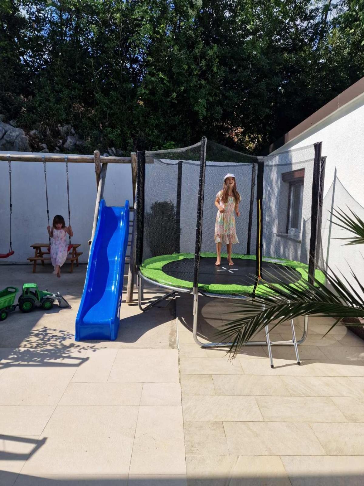 Villa Adriatic, Apartment Rebecca With Heated Swimming Pool, Sew View, Childrens Playground Ičići Esterno foto